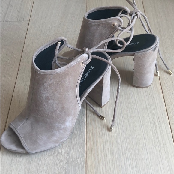 Kenneth Cole Suede Peep toe Mule - Picture 2 of 3